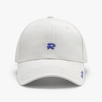 Casquette de baseball brodée du logo « Realize » R
