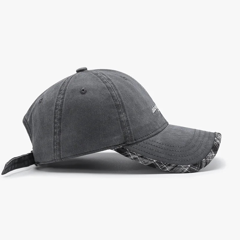 Casquette de baseball vintage brodée à carreaux