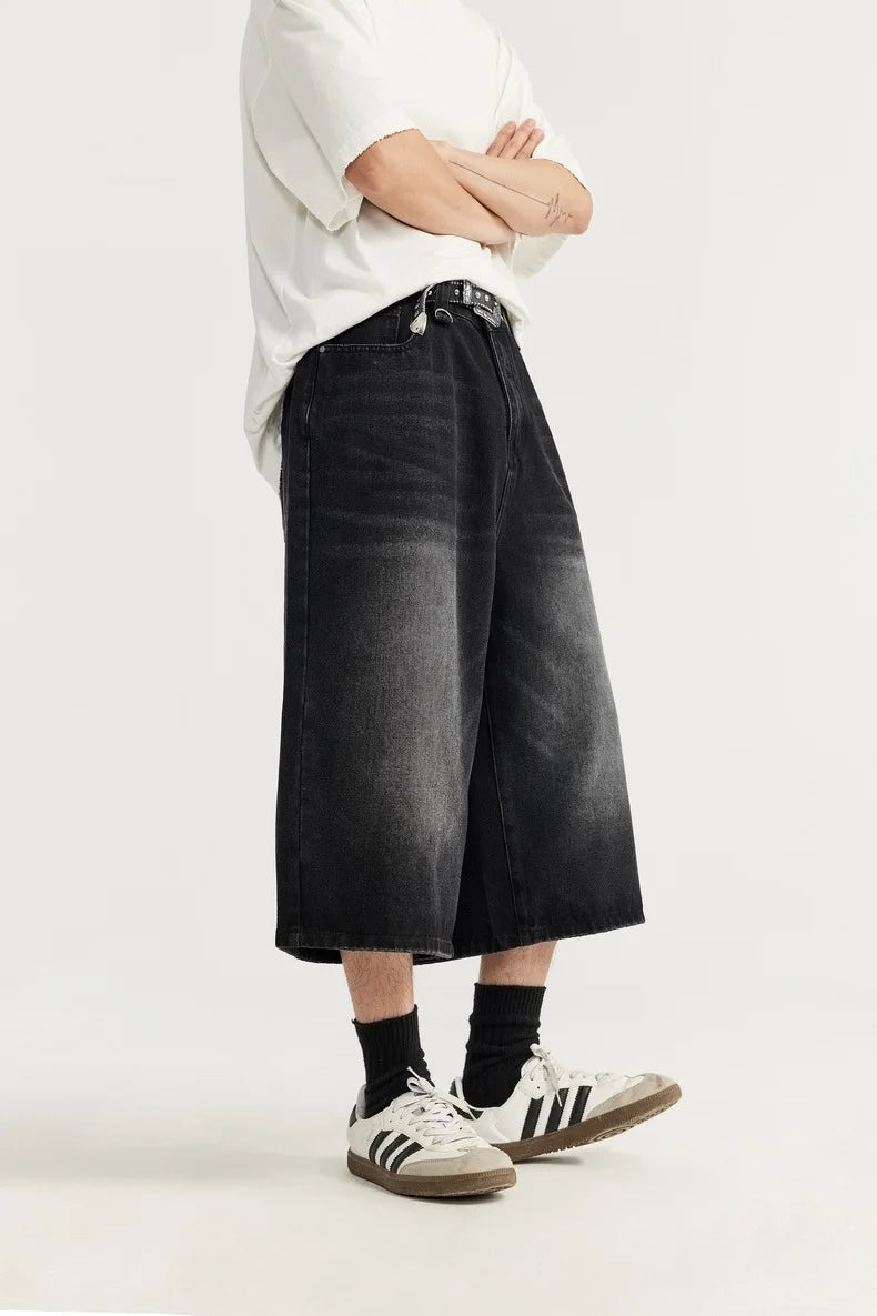 Jean unisexe en denim délavé, coupe courte et jambe large