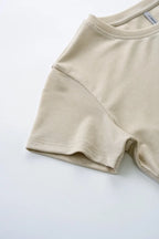 T-shirt rafraîchissant de luxe en Tencel pour femme — Détail froncé amincissant